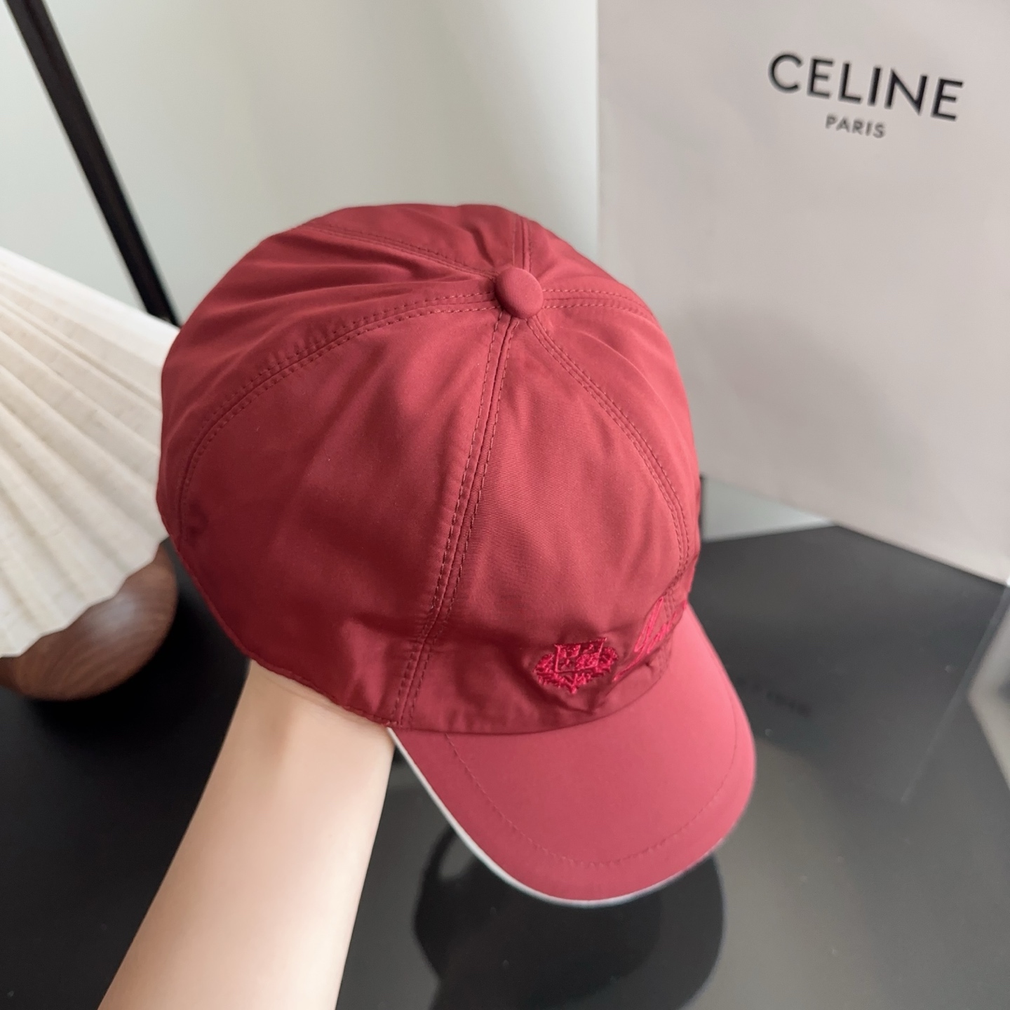 Loro Piana(诺悠翩雅) 新款高版本棒球帽，大牌同步，超好搭配，出货！
