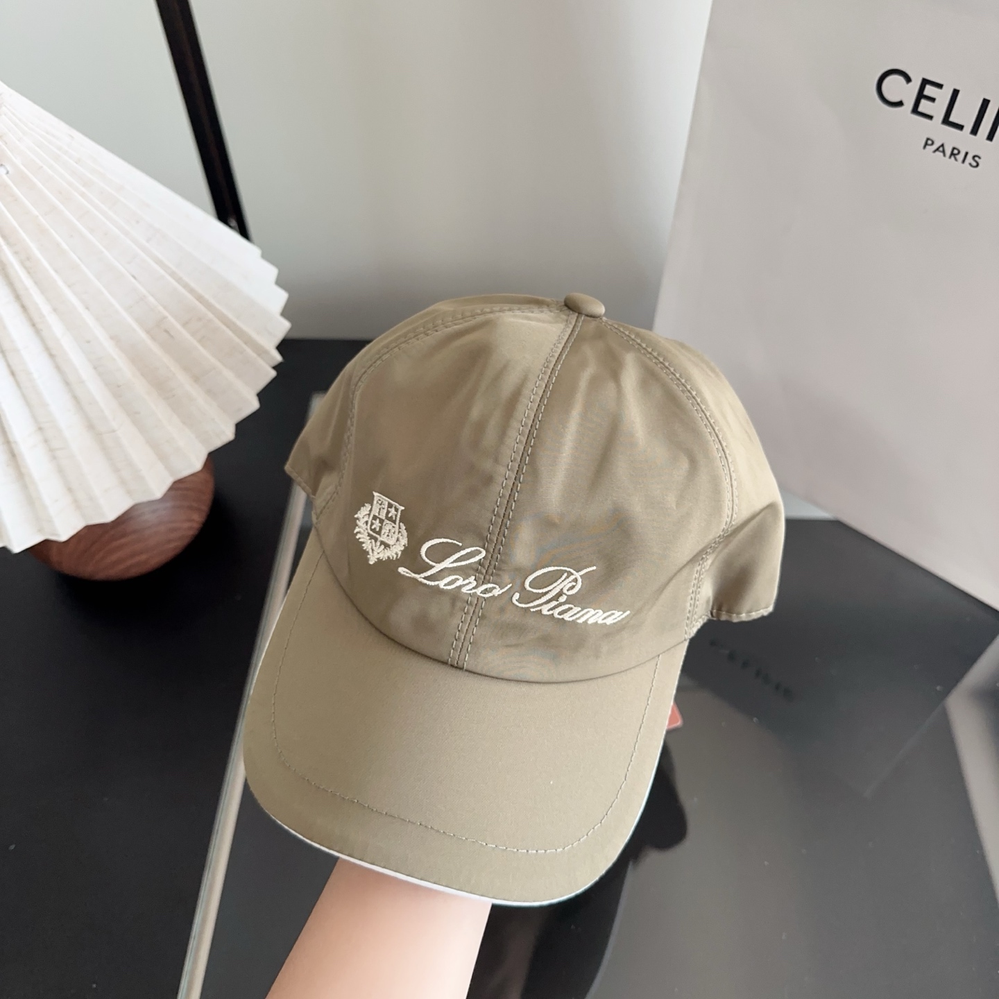 Loro Piana(诺悠翩雅) 新款高版本棒球帽，大牌同步，超好搭配，出货！