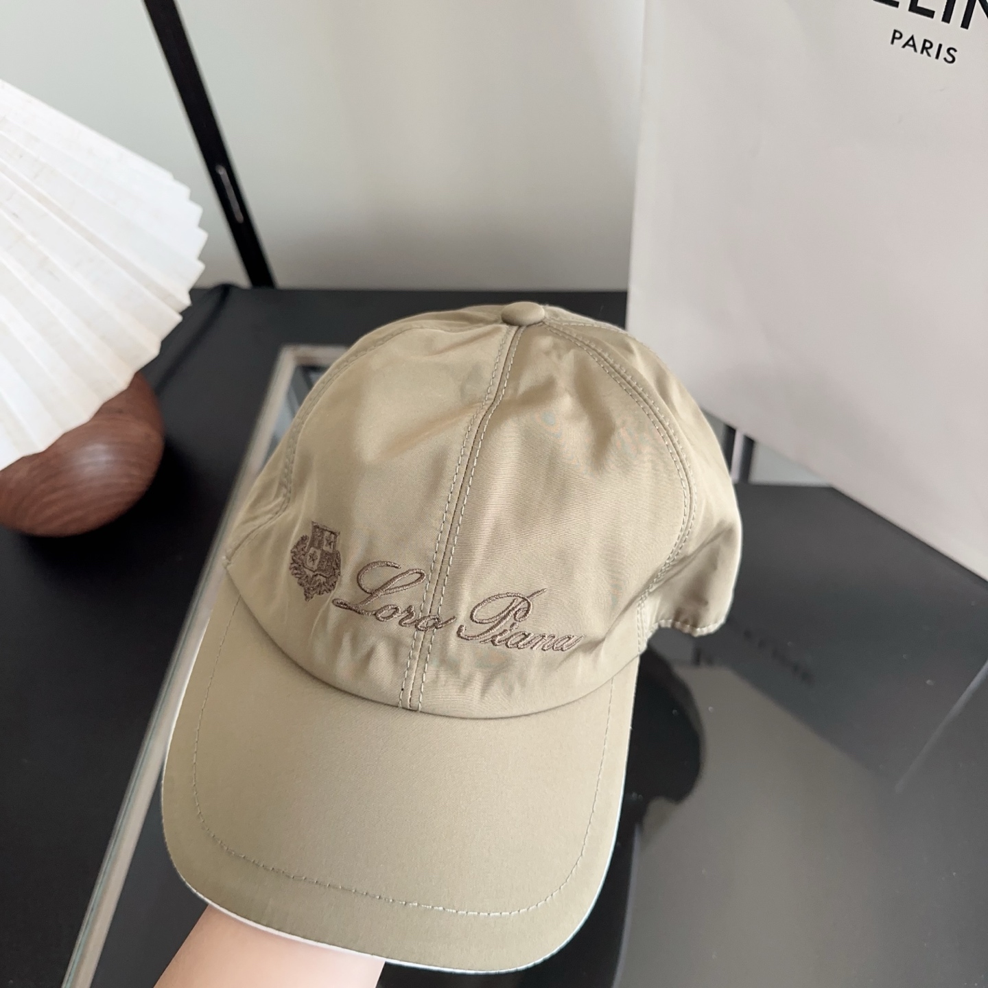 Loro Piana(诺悠翩雅) 新款高版本棒球帽，大牌同步，超好搭配，出货！