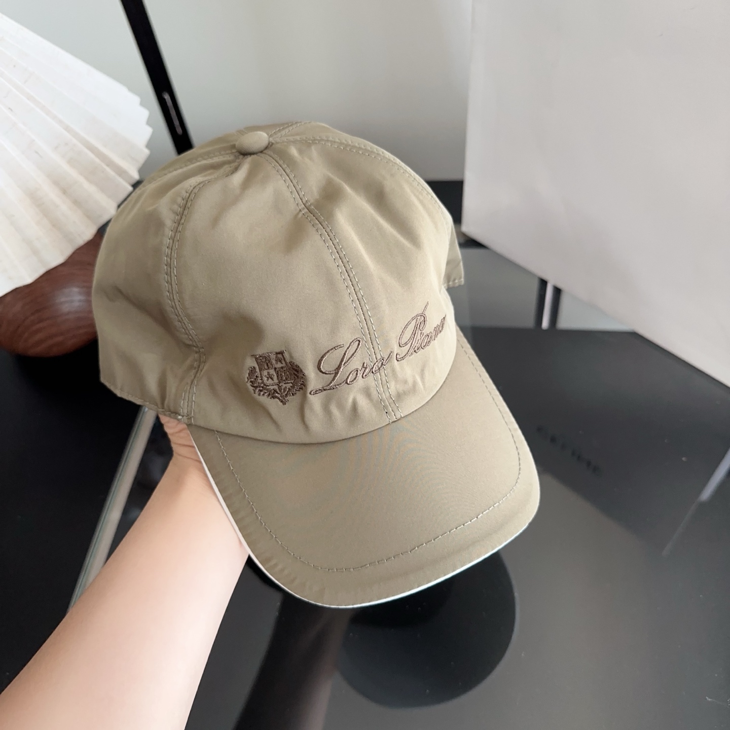 Loro Piana(诺悠翩雅) 新款高版本棒球帽，大牌同步，超好搭配，出货！