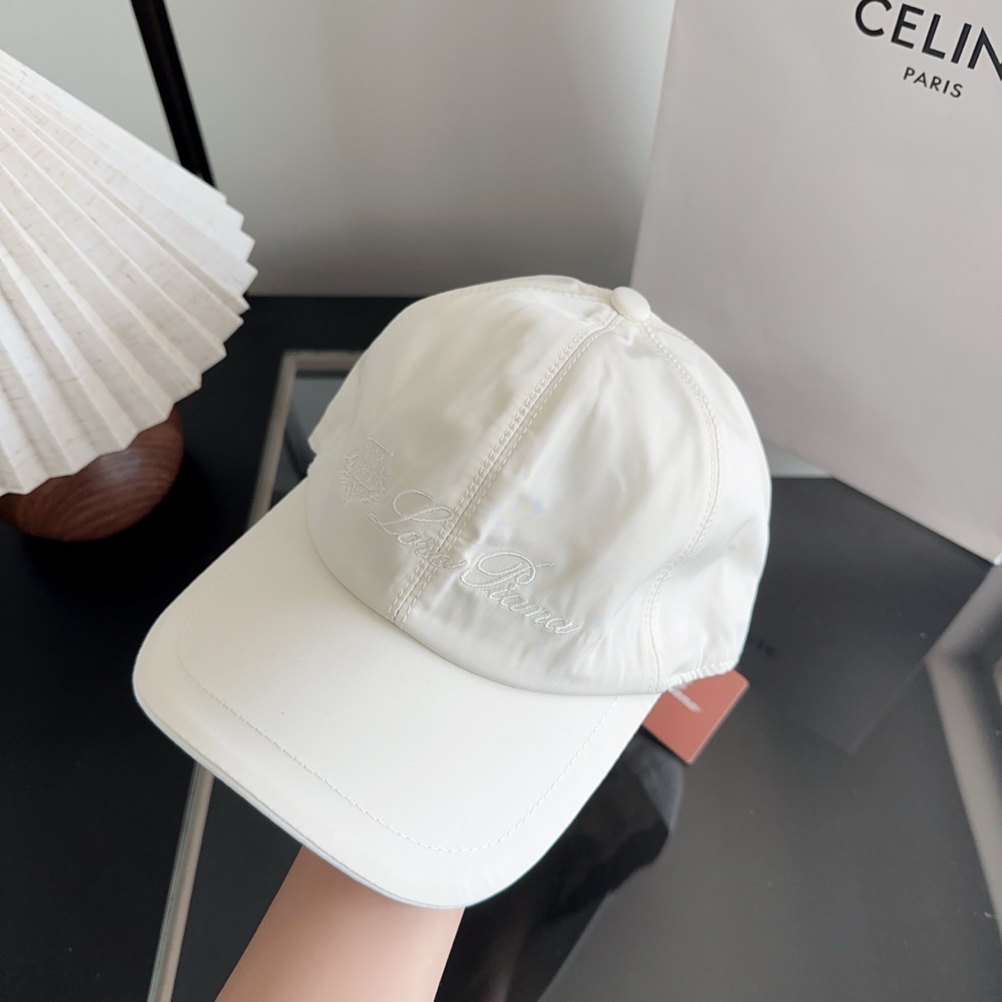 Loro Piana(诺悠翩雅) 新款高版本棒球帽，大牌同步，超好搭配，出货！