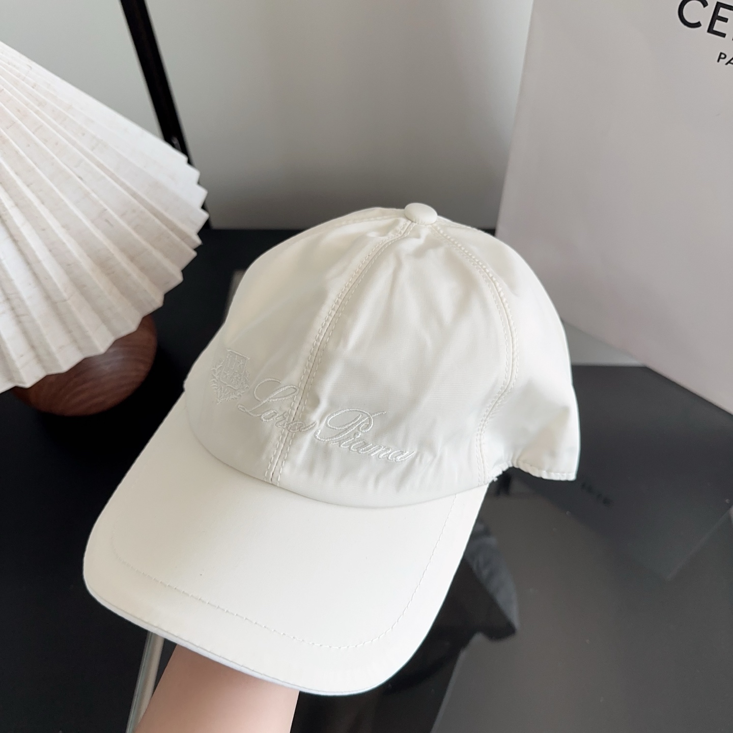 Loro Piana(诺悠翩雅) 新款高版本棒球帽，大牌同步，超好搭配，出货！