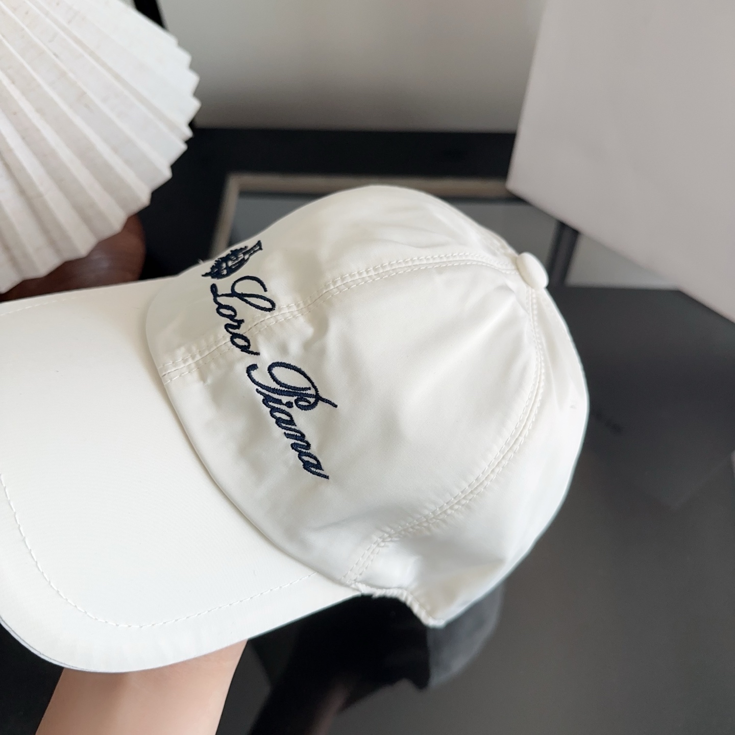 Loro Piana(诺悠翩雅) 新款高版本棒球帽，大牌同步，超好搭配，出货！