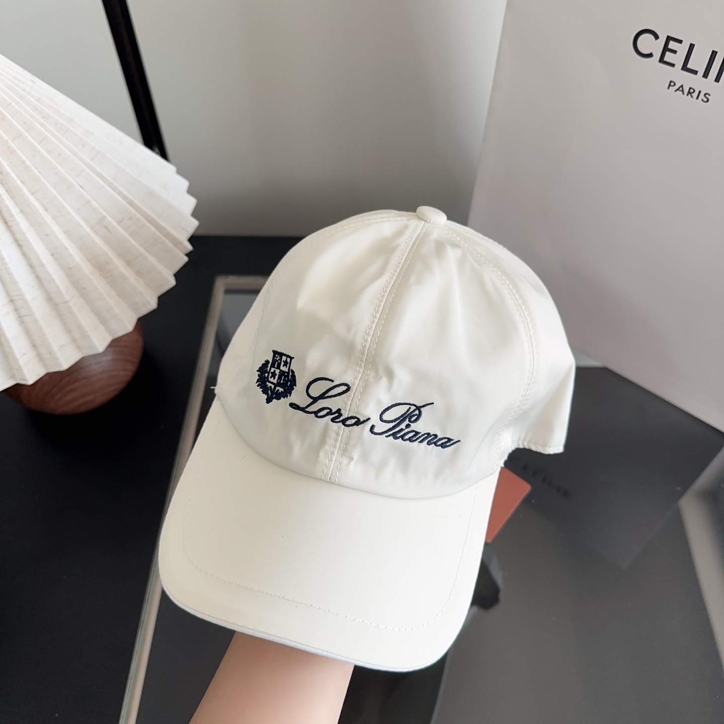 Loro Piana(诺悠翩雅) 新款高版本棒球帽，大牌同步，超好搭配，出货！