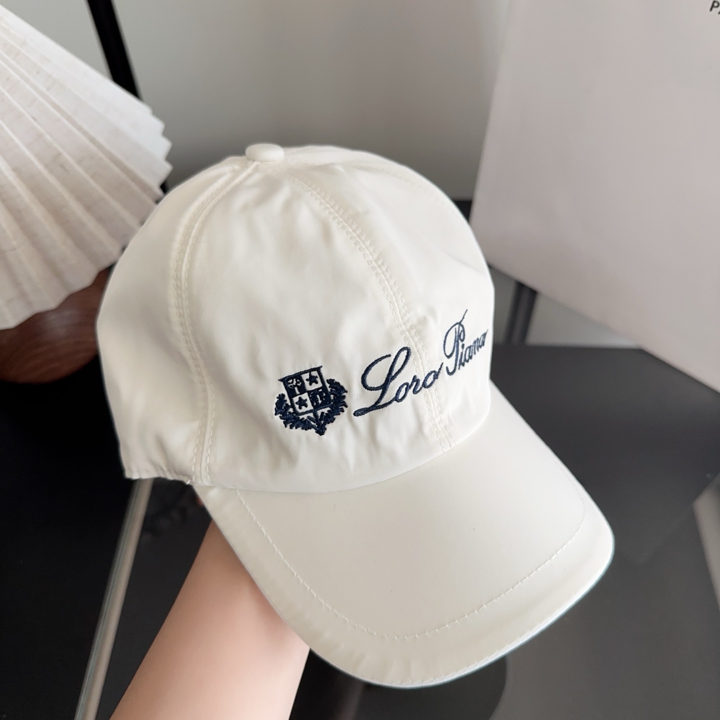 Loro Piana(诺悠翩雅) 新款高版本棒球帽，大牌同步，超好搭配，出货！