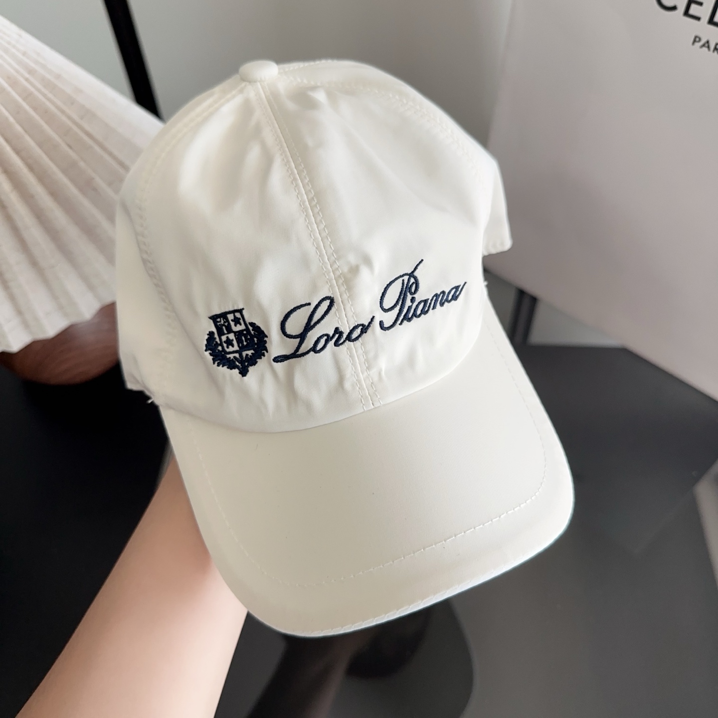 Loro Piana(诺悠翩雅) 新款高版本棒球帽，大牌同步，超好搭配，出货！