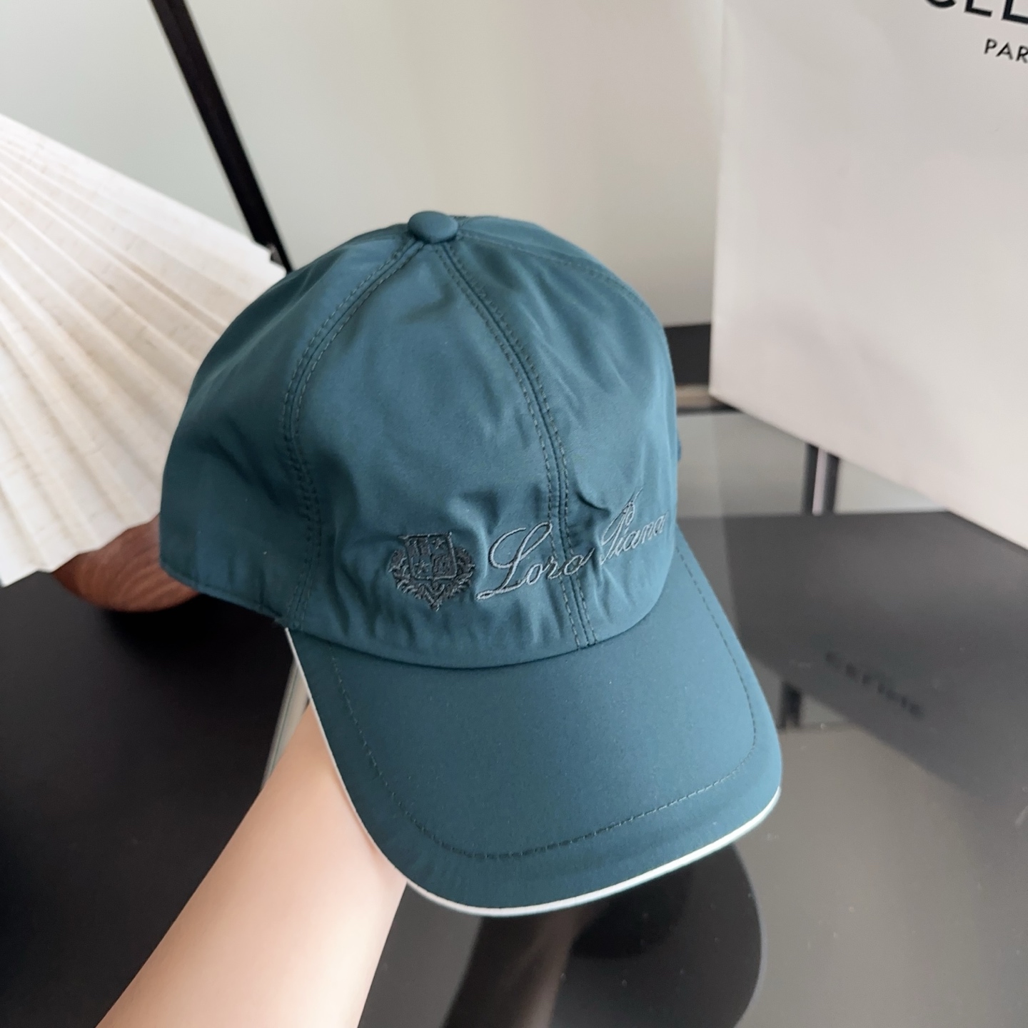 Loro Piana(诺悠翩雅) 新款高版本棒球帽，大牌同步，超好搭配，出货！