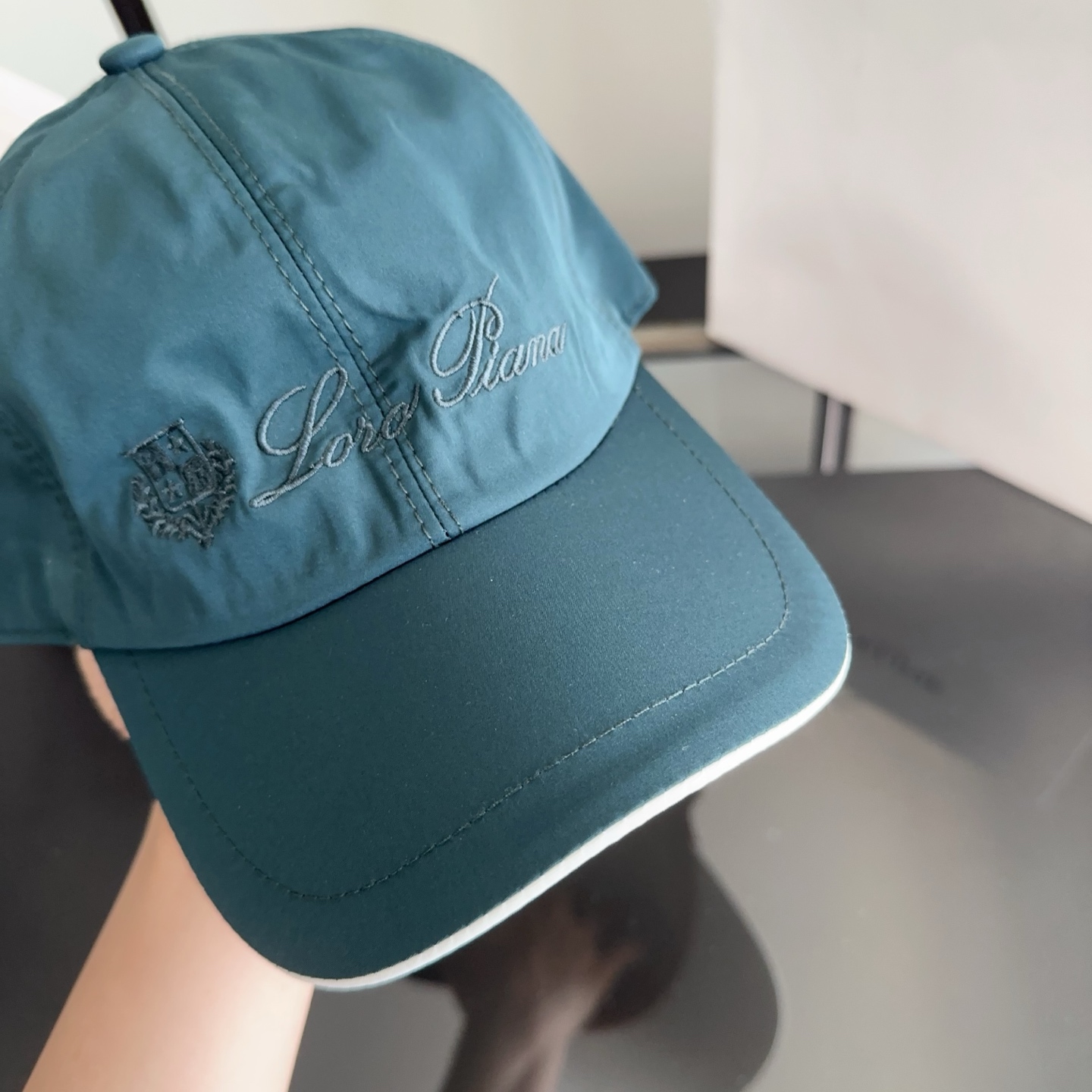 Loro Piana(诺悠翩雅) 新款高版本棒球帽，大牌同步，超好搭配，出货！