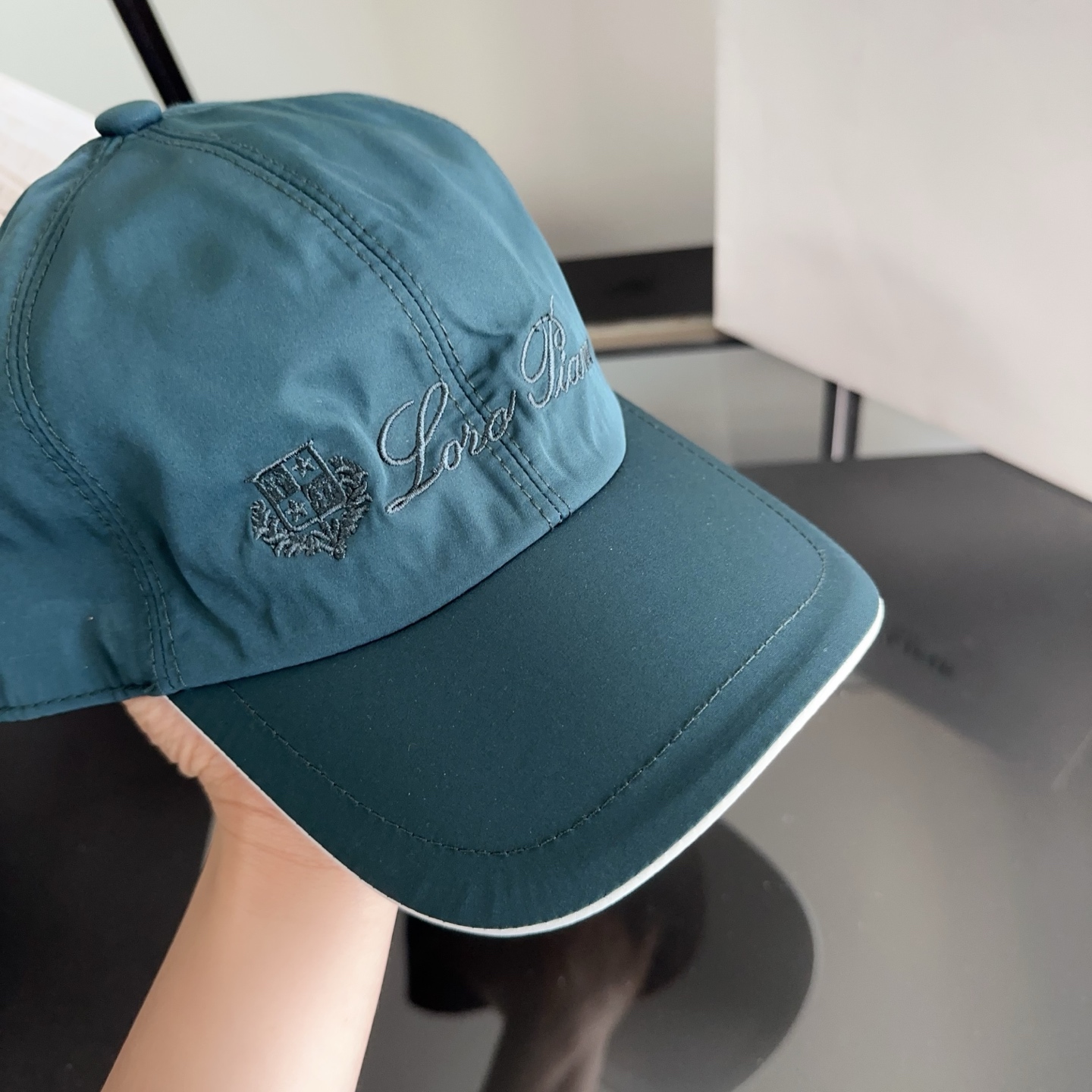 Loro Piana(诺悠翩雅) 新款高版本棒球帽，大牌同步，超好搭配，出货！