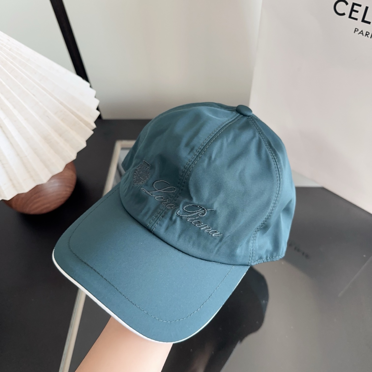 Loro Piana(诺悠翩雅) 新款高版本棒球帽，大牌同步，超好搭配，出货！