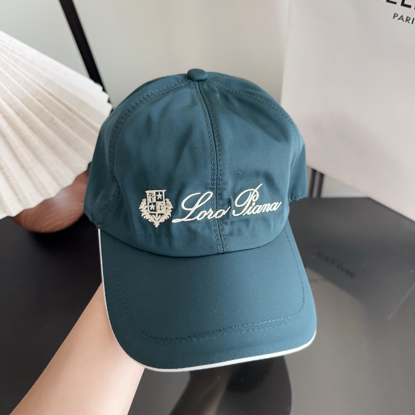 Loro Piana(诺悠翩雅) 新款高版本棒球帽，大牌同步，超好搭配，出货！
