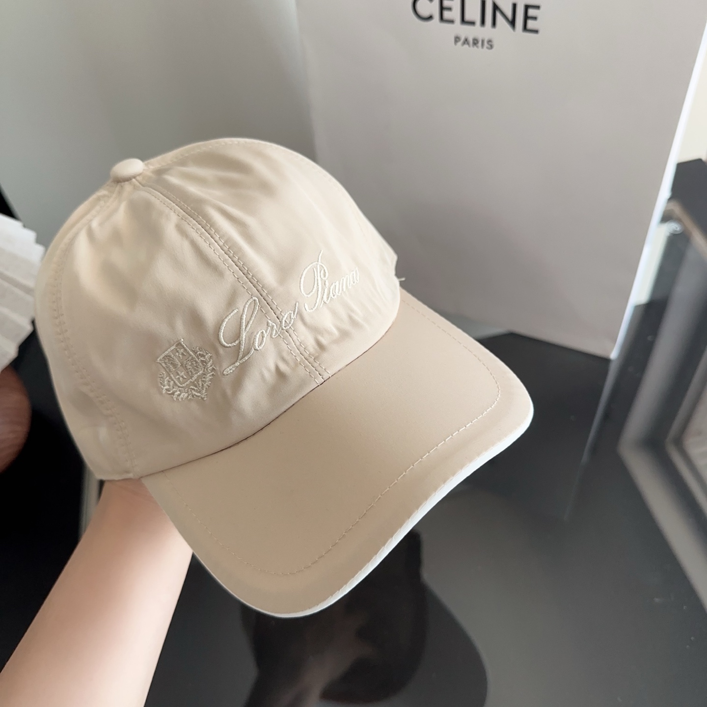 Loro Piana(诺悠翩雅) 新款高版本棒球帽，大牌同步，超好搭配，出货！