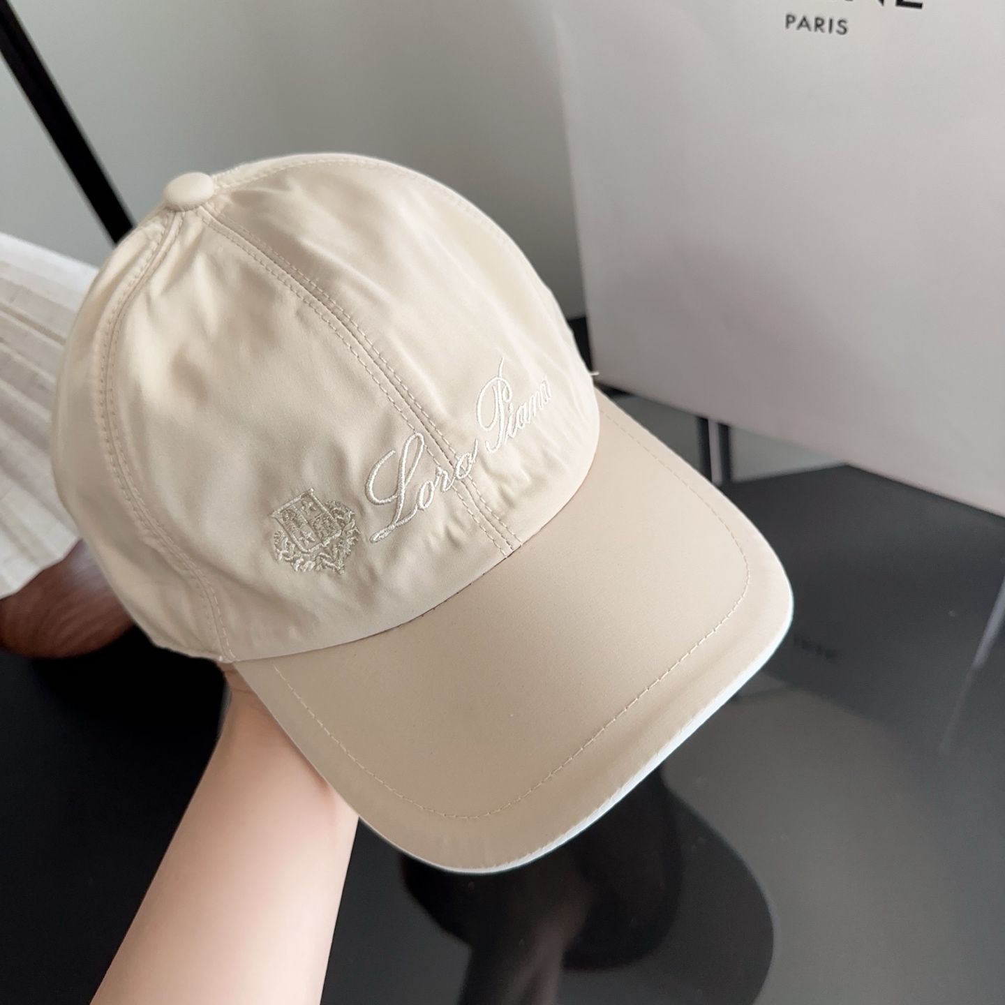 Loro Piana(诺悠翩雅) 新款高版本棒球帽，大牌同步，超好搭配，出货！