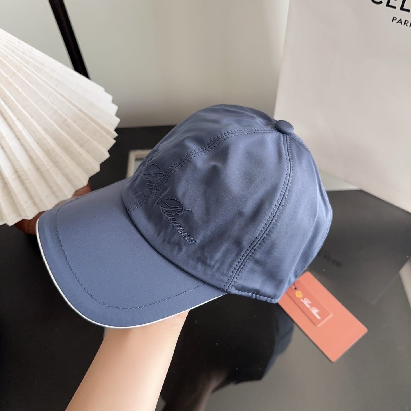 Loro Piana(诺悠翩雅) 新款高版本棒球帽，大牌同步，超好搭配，出货！