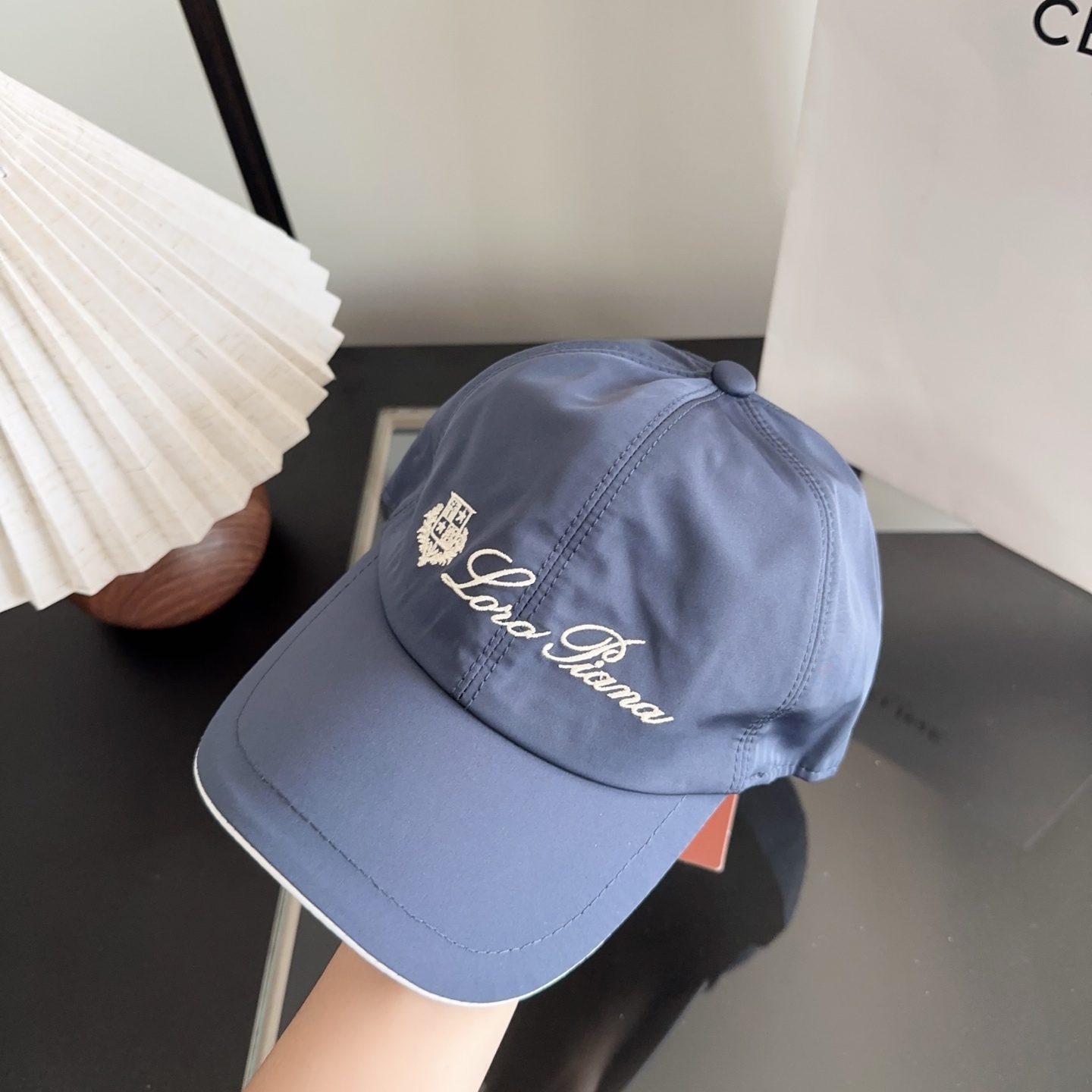 Loro Piana(诺悠翩雅) 新款高版本棒球帽，大牌同步，超好搭配，出货！