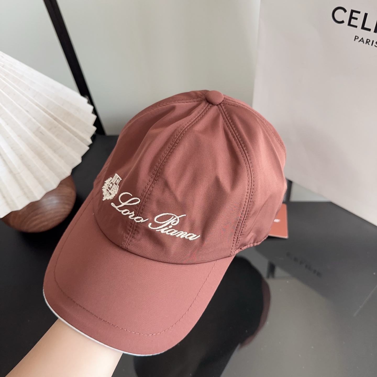 Loro Piana(诺悠翩雅) 新款高版本棒球帽，大牌同步，超好搭配，出货！