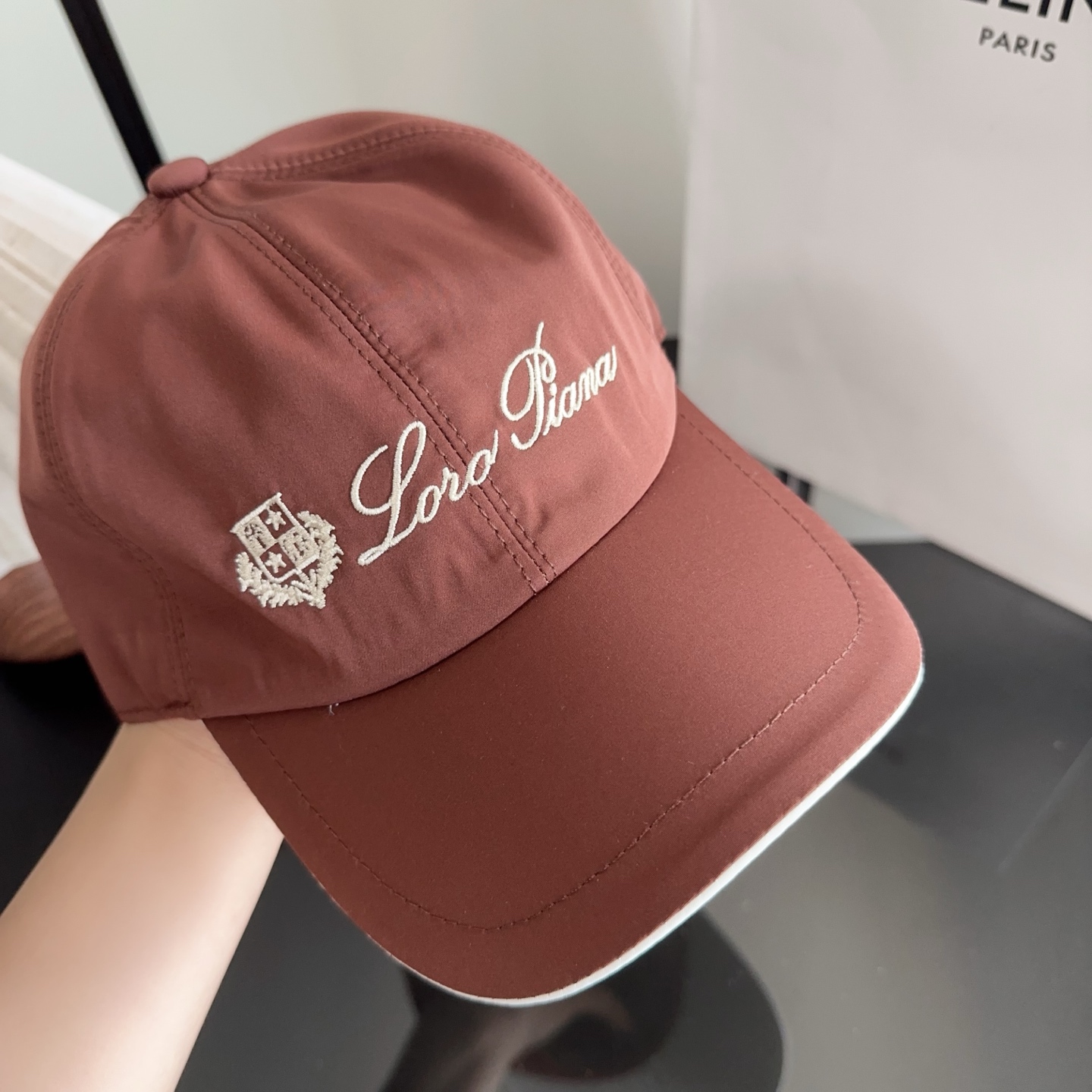 Loro Piana(诺悠翩雅) 新款高版本棒球帽，大牌同步，超好搭配，出货！