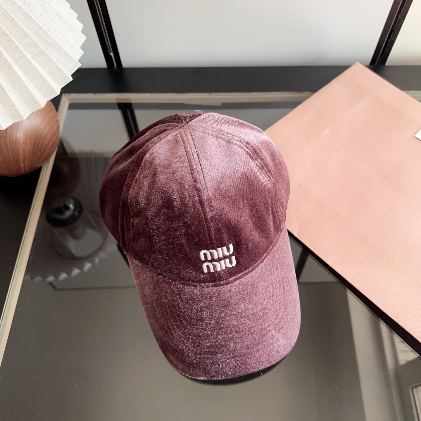 NO:950452,miumi* baseball cap is a very attractive fisherman hat ~ the same style for men and women. It brings a sense of atmosphere when going out every day. It feels great to change it occasionally. Straw hat, fisherman hat, baseball cap, hat, miumiu, espadrilles, hats19860909miumi*棒球帽 非常耐看的一款渔夫帽~男女同款 日常出门 自带氛围感 偶尔换换感觉真的太棒了帽子草帽渔夫帽棒球帽,帽子,miumiu,espadrilles,hats,hat