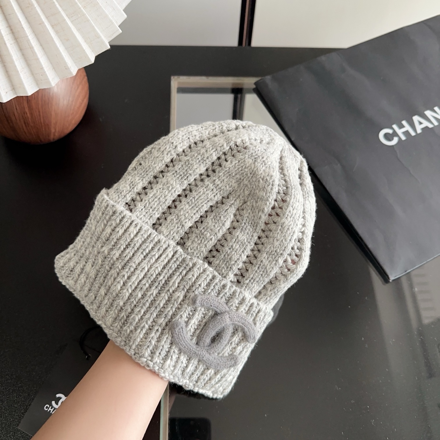 Chane* 对版货 秋冬爆款针织帽！ 各网红同款 ins 小红书博主同款〰️ 含羊毛材质  秋冬必备  均码