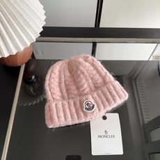蒙口Moncler盟可睐💥官网经典针织帽,原单复刻.非常柔软亲肤,弹性很好💓有质感又非常百搭的款式~保暖的 羊绒毛线帽 蒙口Moncler盟可睐💥官网经典针织帽,原单复刻.非常柔软亲肤,弹性很好💓有质感又非常百搭的款式~保暖的 羊绒毛线帽