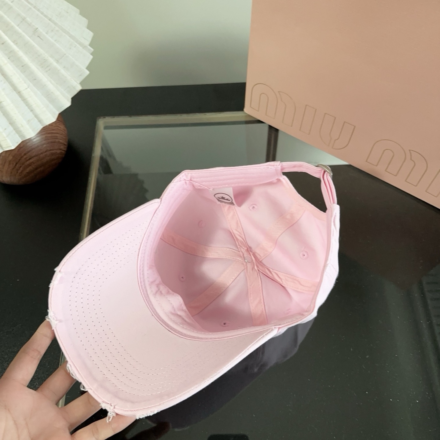 miumiu 缪缪秋冬新品棒球帽 原单正品开模订制，原版做工细致质量超赞！