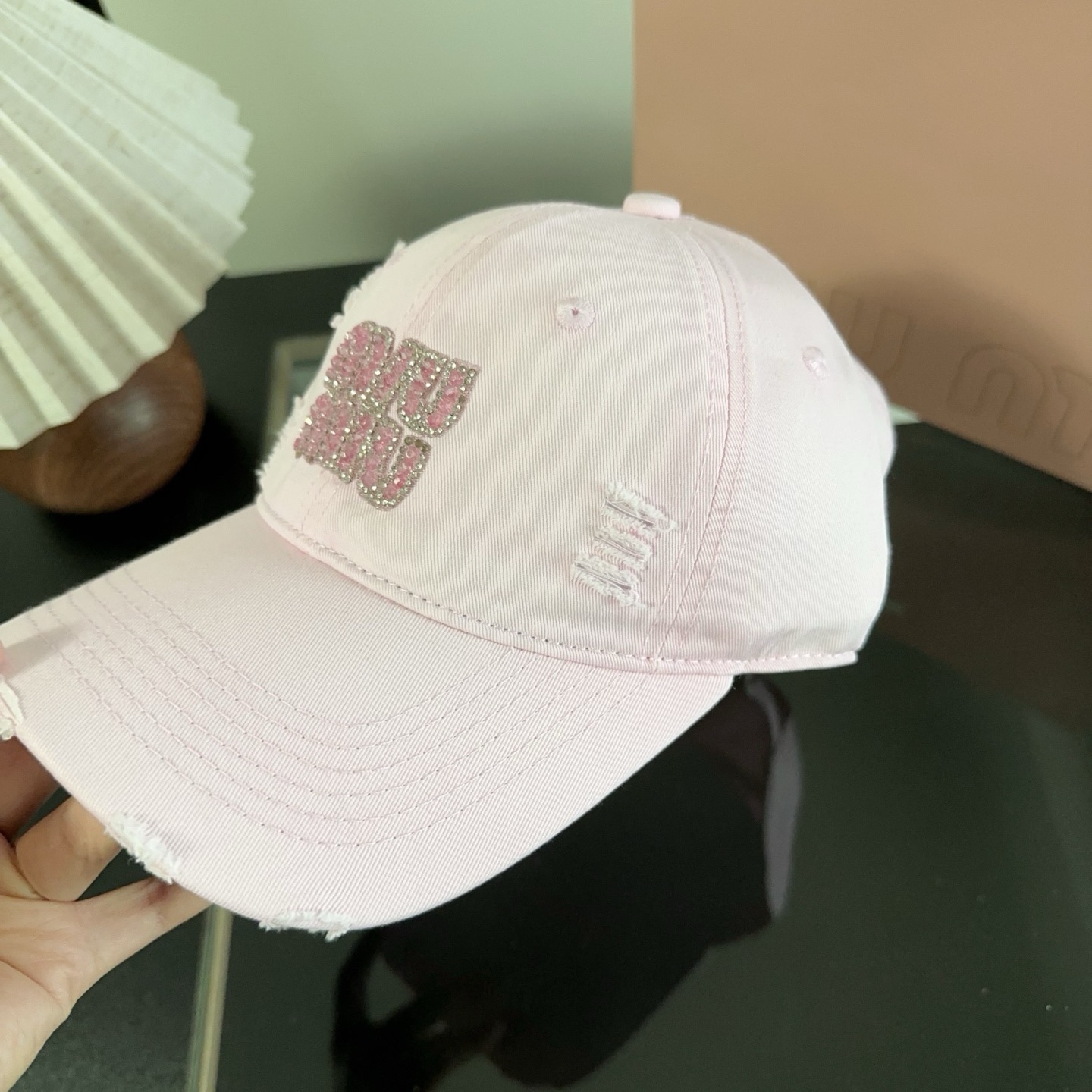 miumiu 缪缪秋冬新品棒球帽 原单正品开模订制，原版做工细致质量超赞！