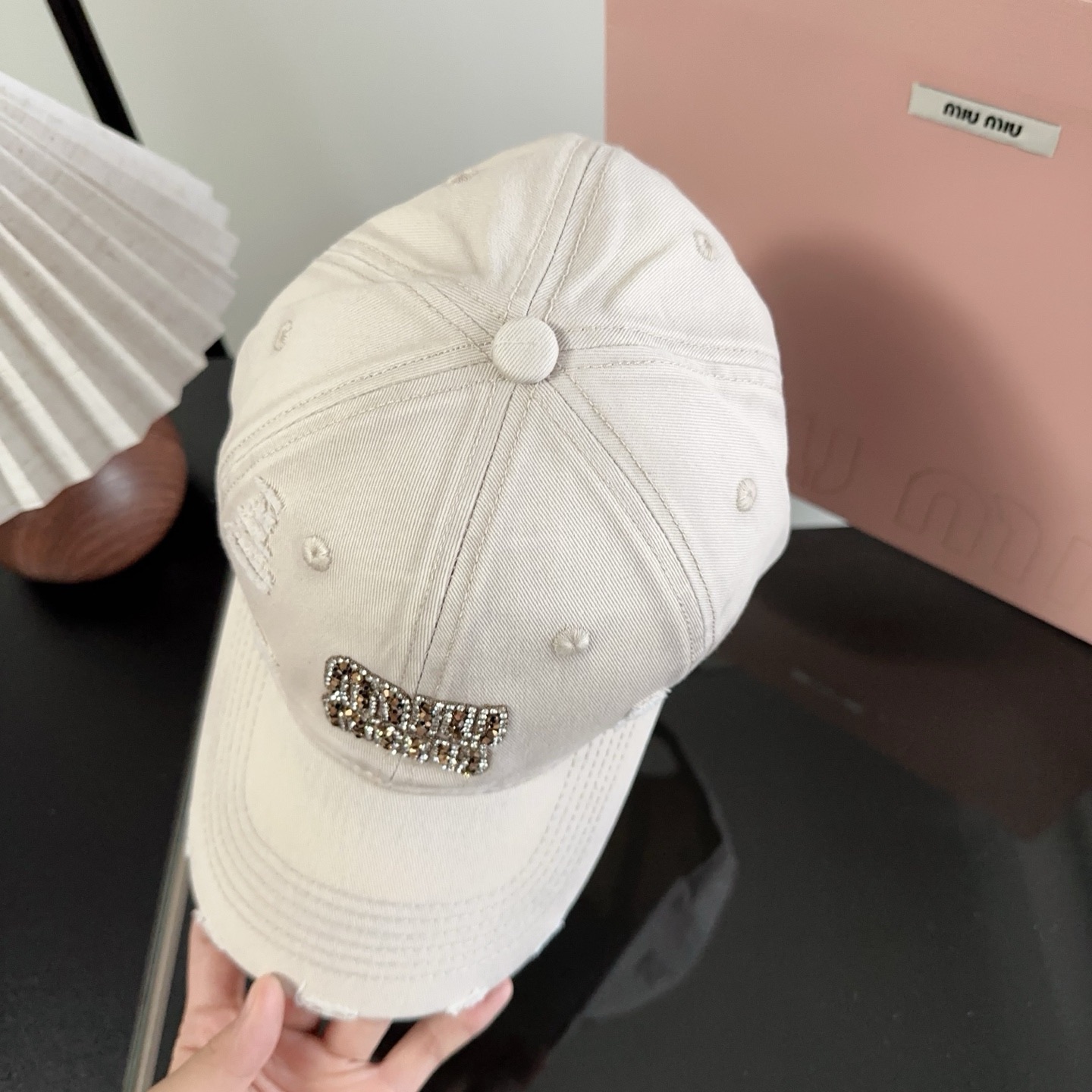 miumiu 缪缪秋冬新品棒球帽 原单正品开模订制，原版做工细致质量超赞！