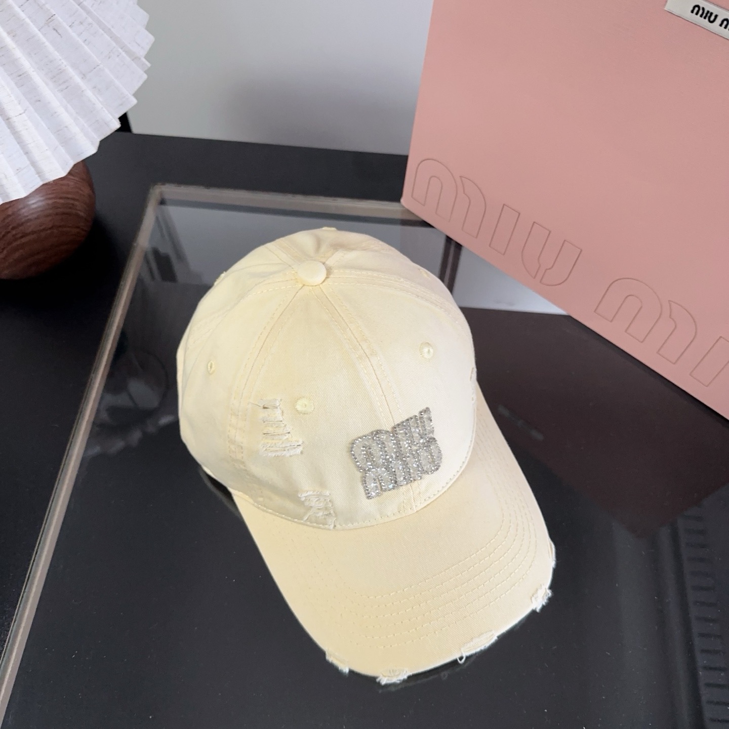 miumiu 缪缪秋冬新品棒球帽 原单正品开模订制，原版做工细致质量超赞！