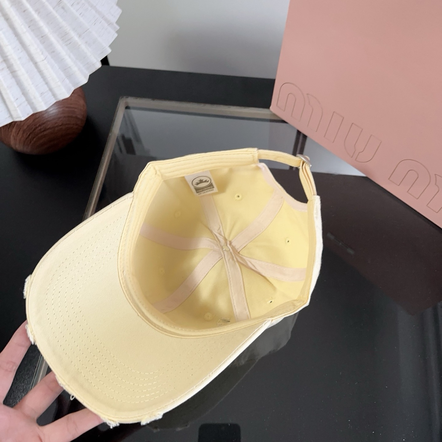 miumiu 缪缪秋冬新品棒球帽 原单正品开模订制，原版做工细致质量超赞！
