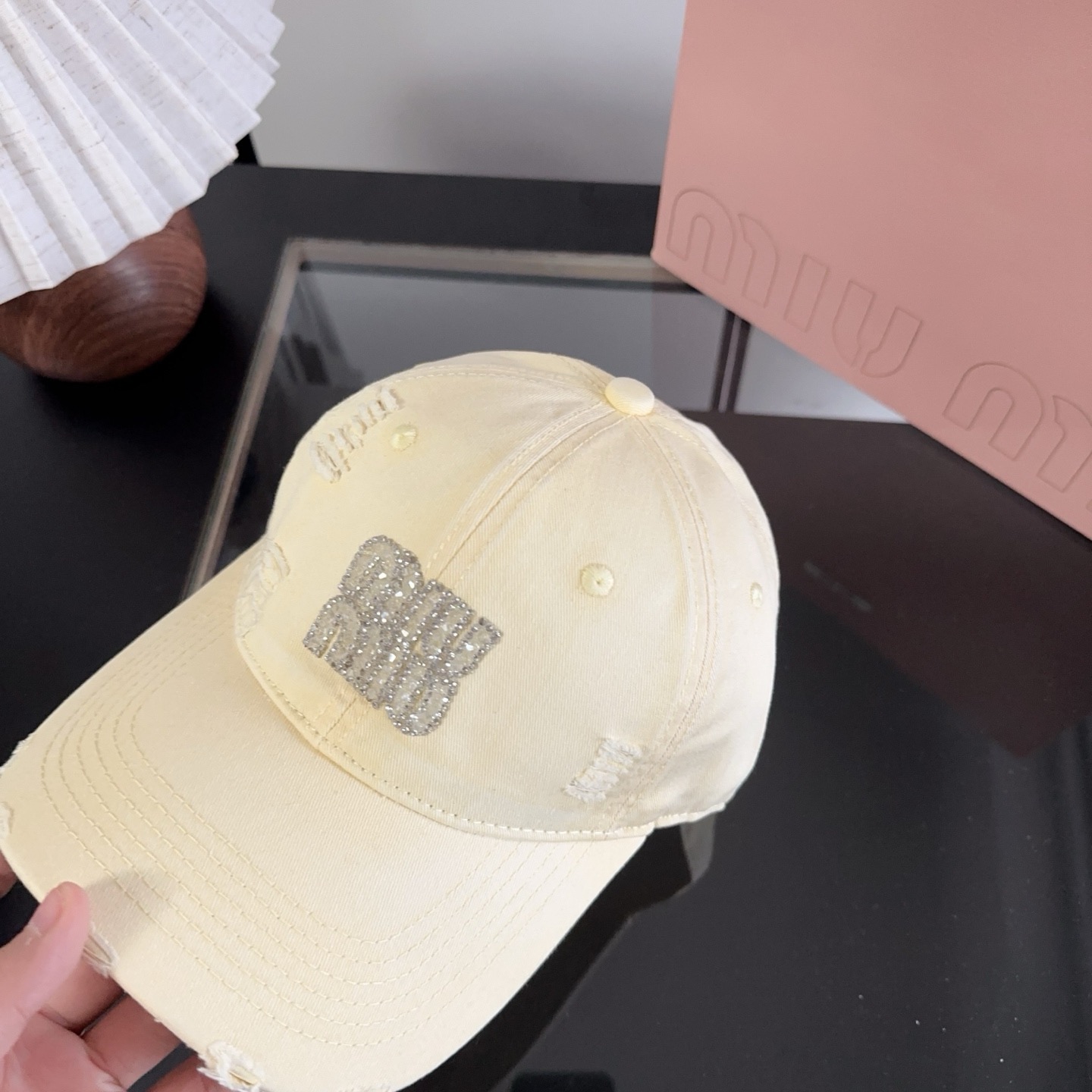 miumiu 缪缪秋冬新品棒球帽 原单正品开模订制，原版做工细致质量超赞！