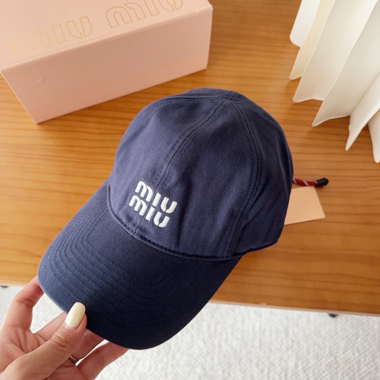 miumiu 缪缪秋冬新品棒球帽 原单正品开模订制，原版做工细致质量超赞！