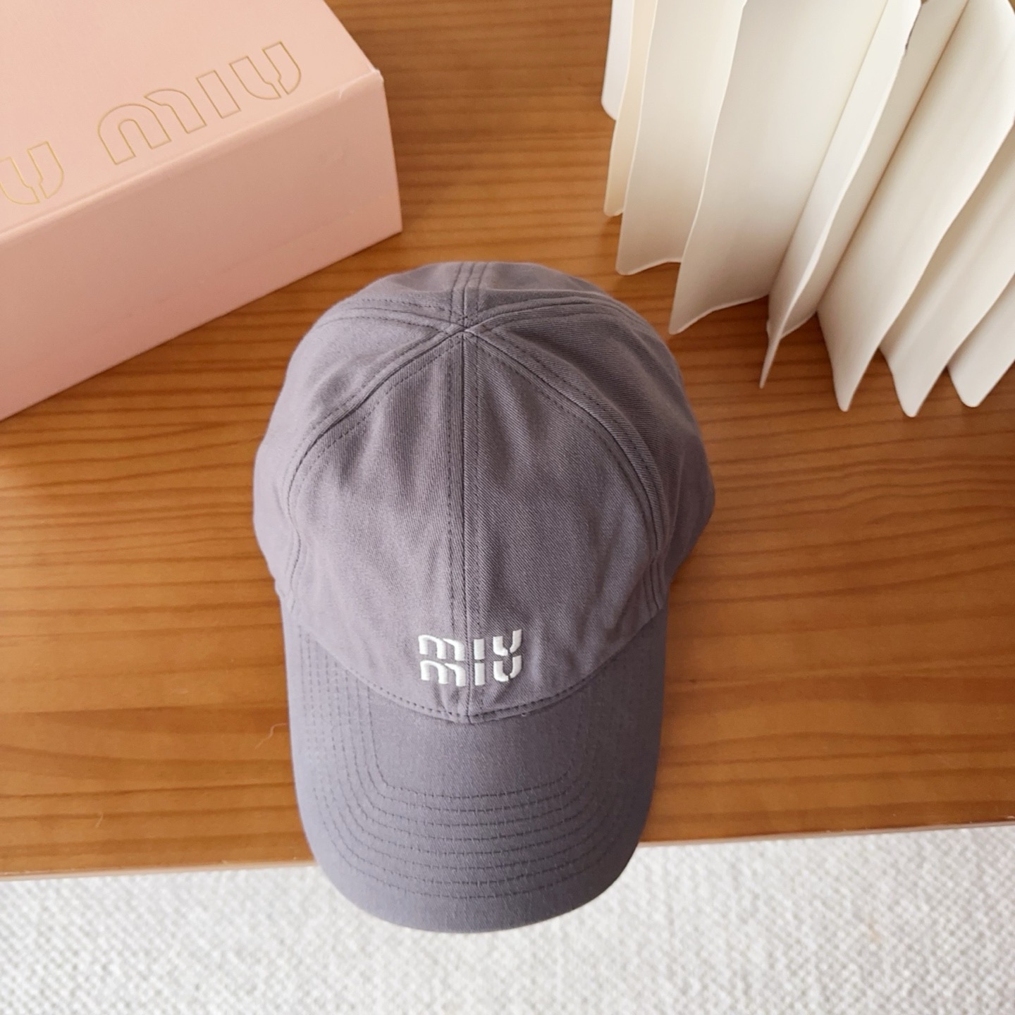 miumiu 缪缪秋冬新品棒球帽 原单正品开模订制，原版做工细致质量超赞！