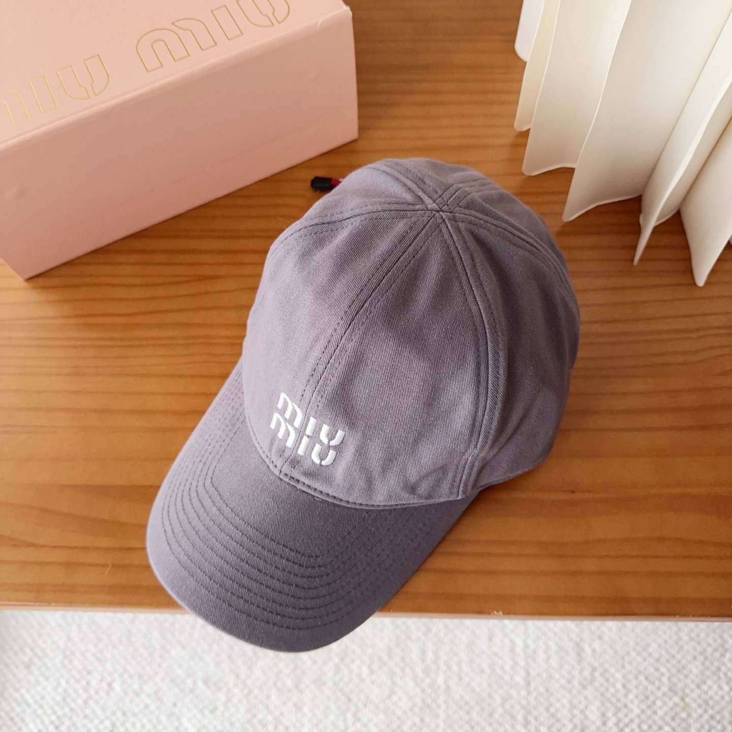 miumiu 缪缪秋冬新品棒球帽 原单正品开模订制，原版做工细致质量超赞！