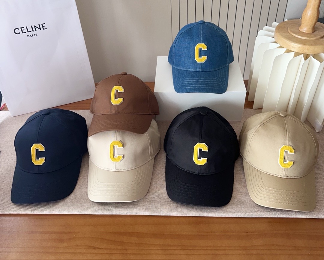 CELIN*·赛琳ss新款凯旋门绣花棒球帽🧢帽型完全按照定做。凯旋门图案章仔区别市面版本，大小及圈圈毛质感全部还原。五金