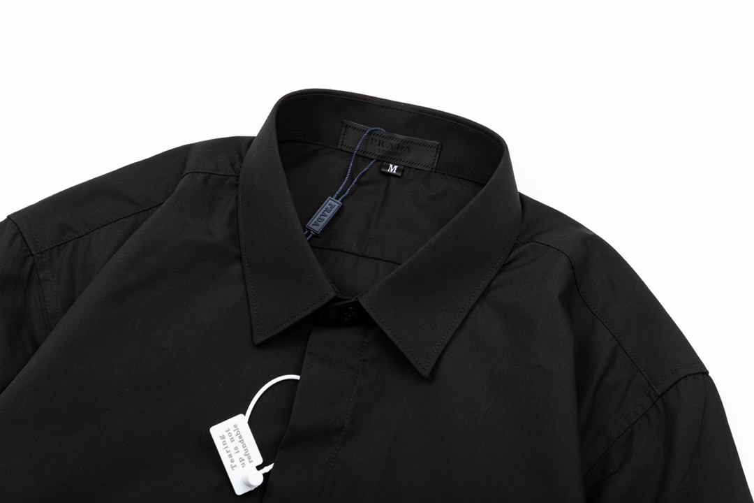 New Prad* Leather Pocket Triangle Logo Long-Sleeve Shirt 2024 Collection in Black & White - 图片 3