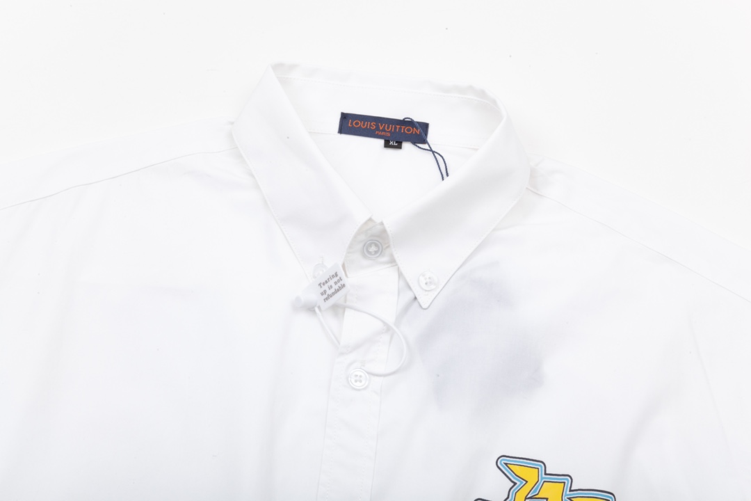Louis Vuitton 2024 Spring/Summer Shirt with Yellow Logo Pattern, Sizes M-3XL, Black/White Options - 图片 3