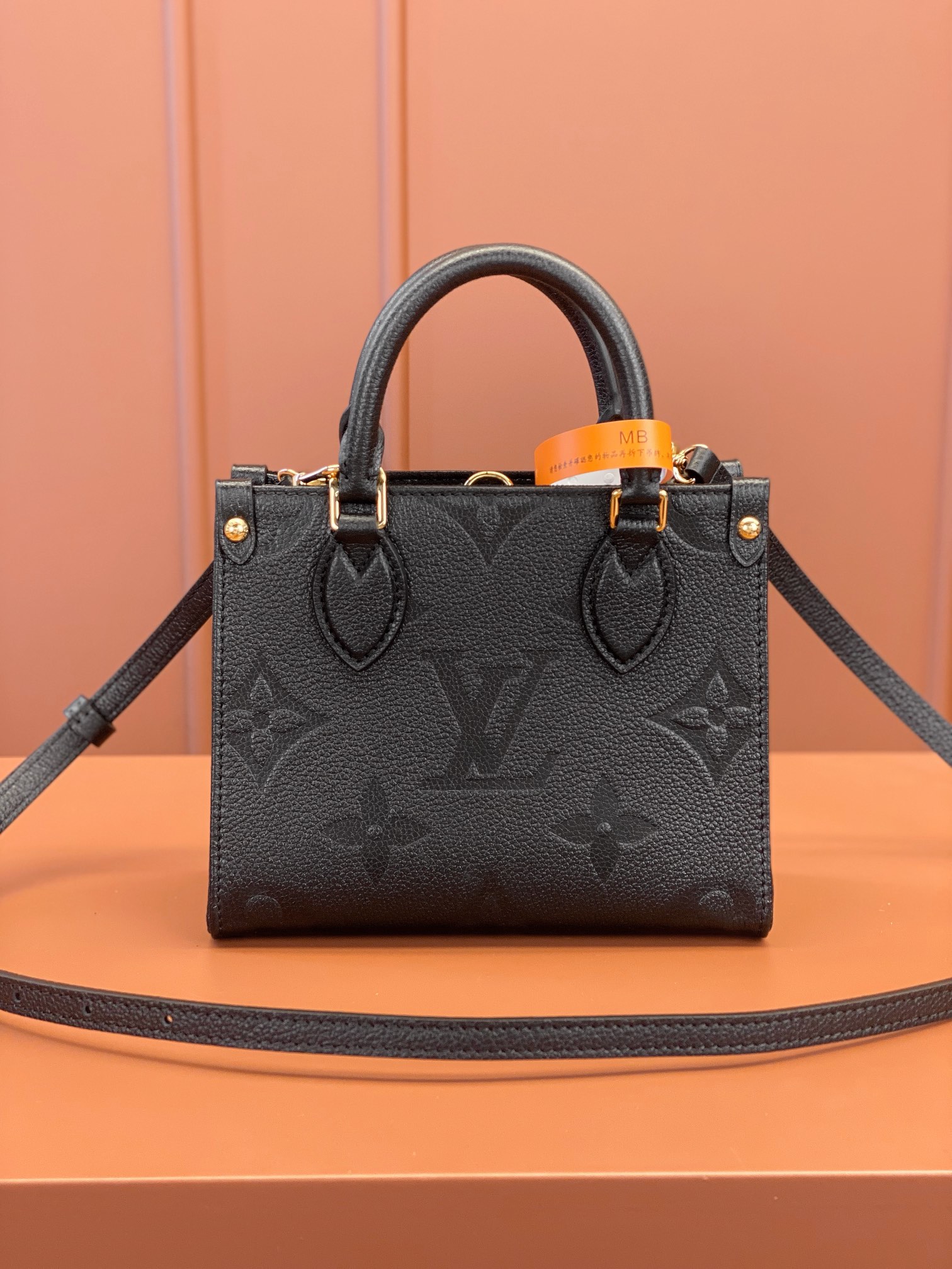 Louis Vuitton LV Onthego Sacs À Main Noir Tout en acier M46993
