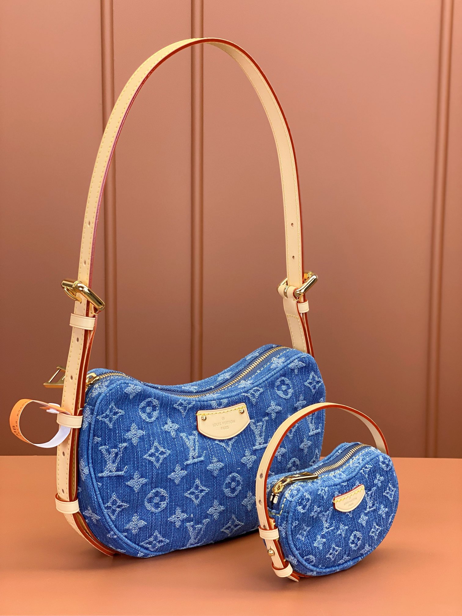 特级MB芯片版原厂皮CROISSANT中号手袋型号M46856蓝色材料A级全钢五金进口原厂面料包装全套原