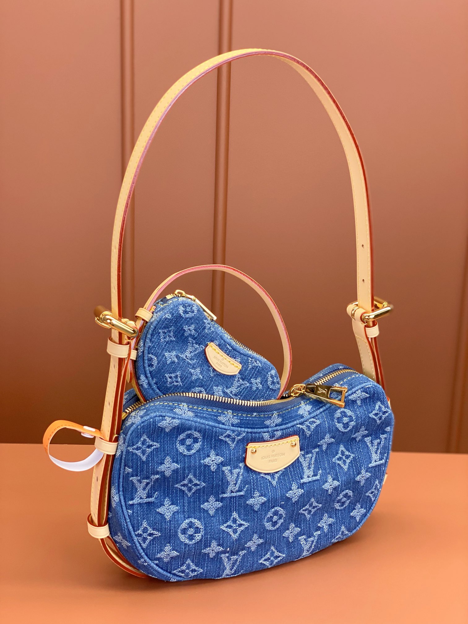 特级MB芯片版原厂皮CROISSANT中号手袋型号M46856蓝色材料A级全钢五金进口原厂面料包装全套原