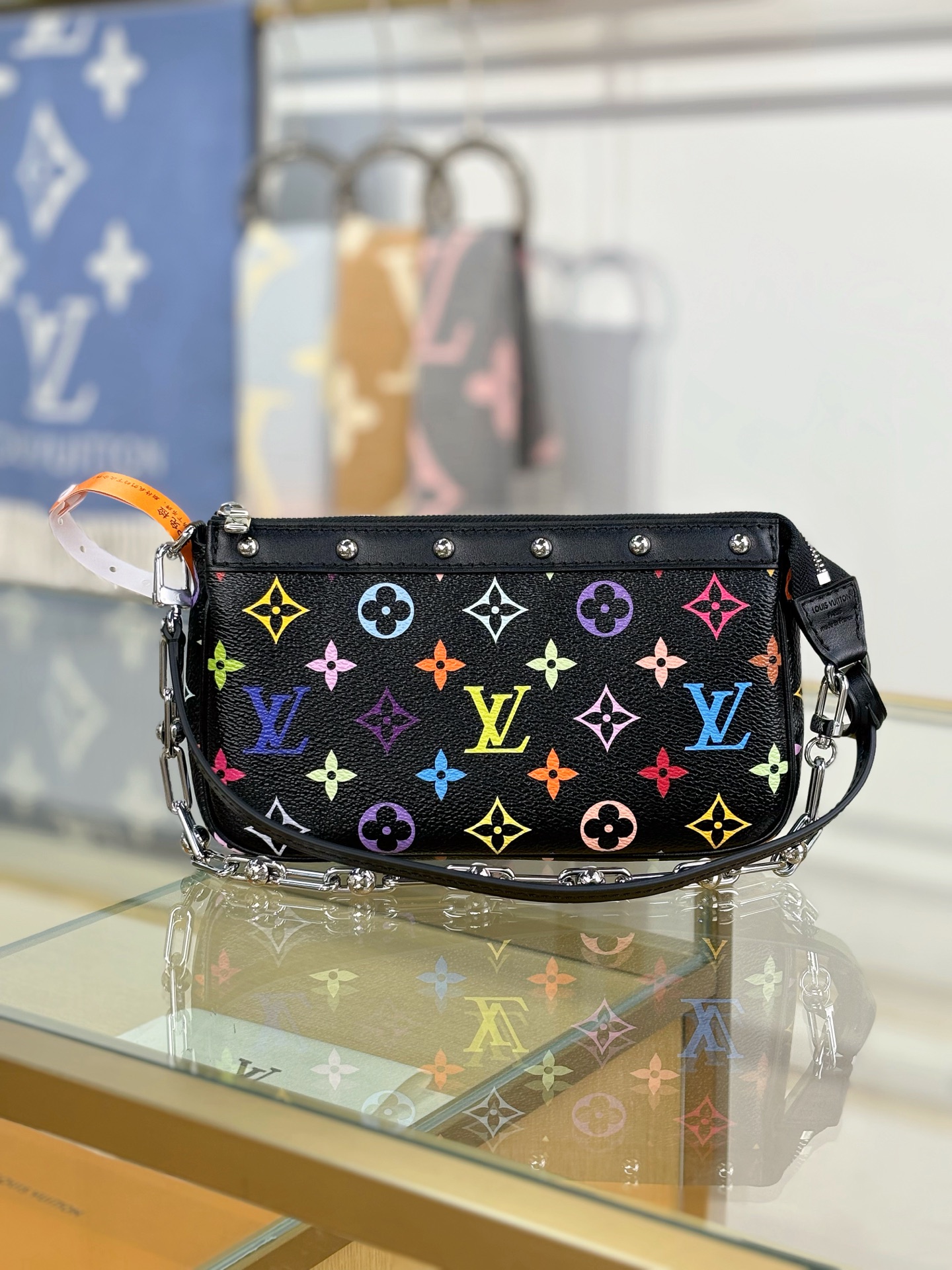 【特级MB芯片版原厂皮】
x TM POCHETTE ACCESSOIRES 手袋
型号：M13663黑