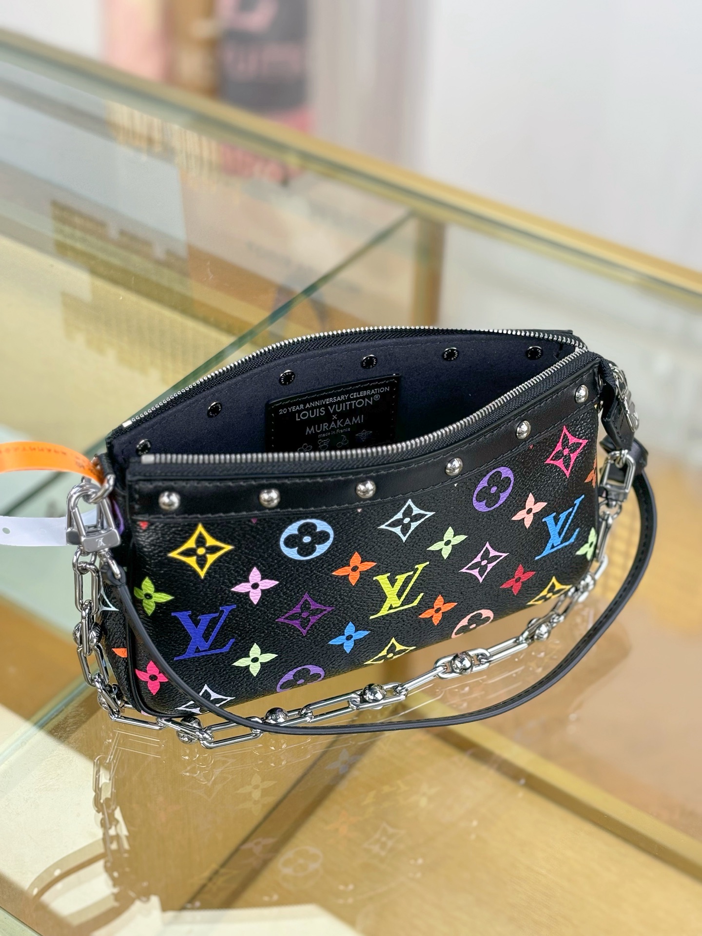 【特级MB芯片版原厂皮】
x TM POCHETTE ACCESSOIRES 手袋
型号：M13663黑