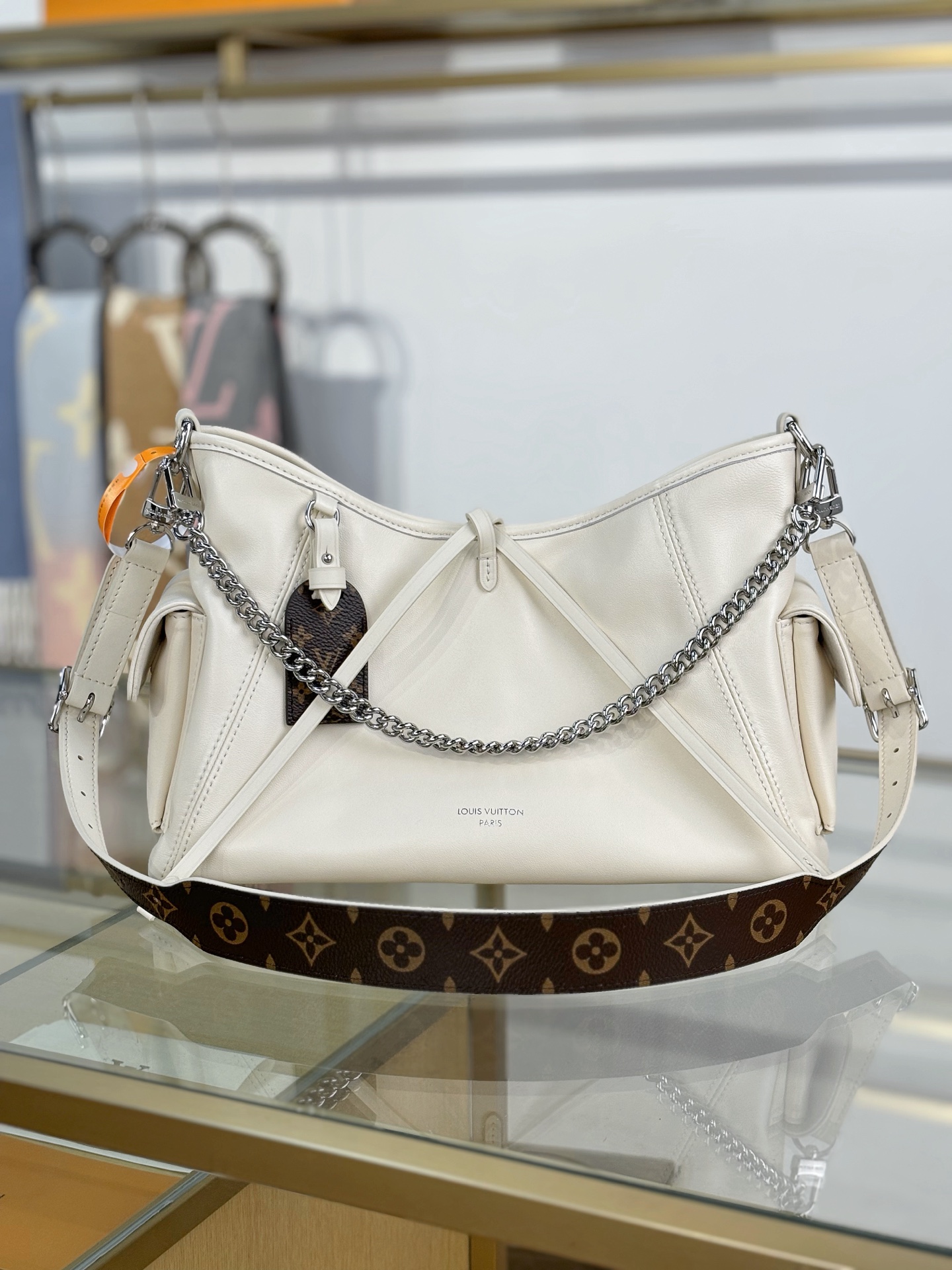 【特级MB芯片版原厂皮】
CARRYALL CARGO 小号手袋
型号：M12919白色
材料：A级全钢