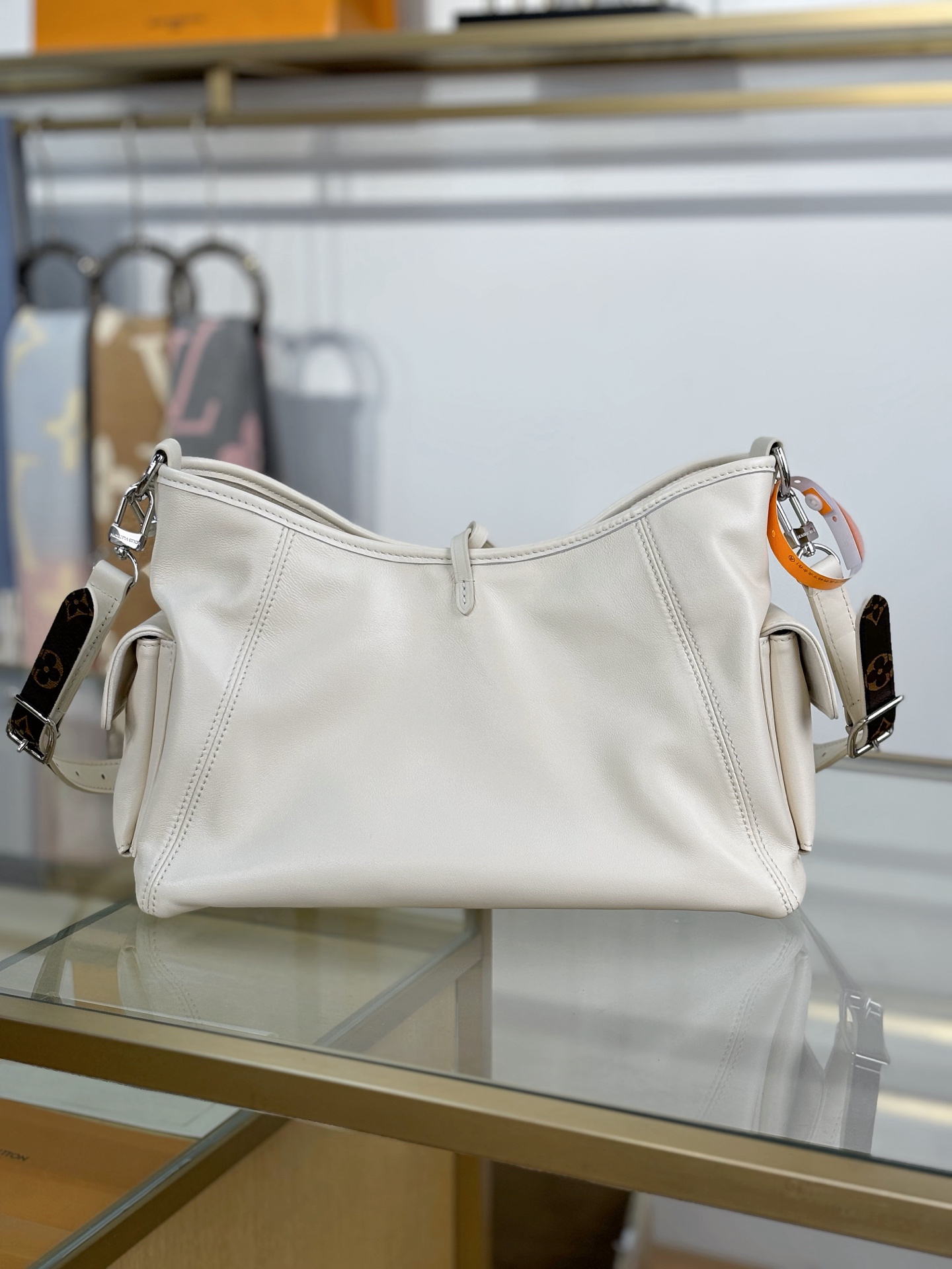 【特级MB芯片版原厂皮】
CARRYALL CARGO 小号手袋
型号：M12919白色
材料：A级全钢