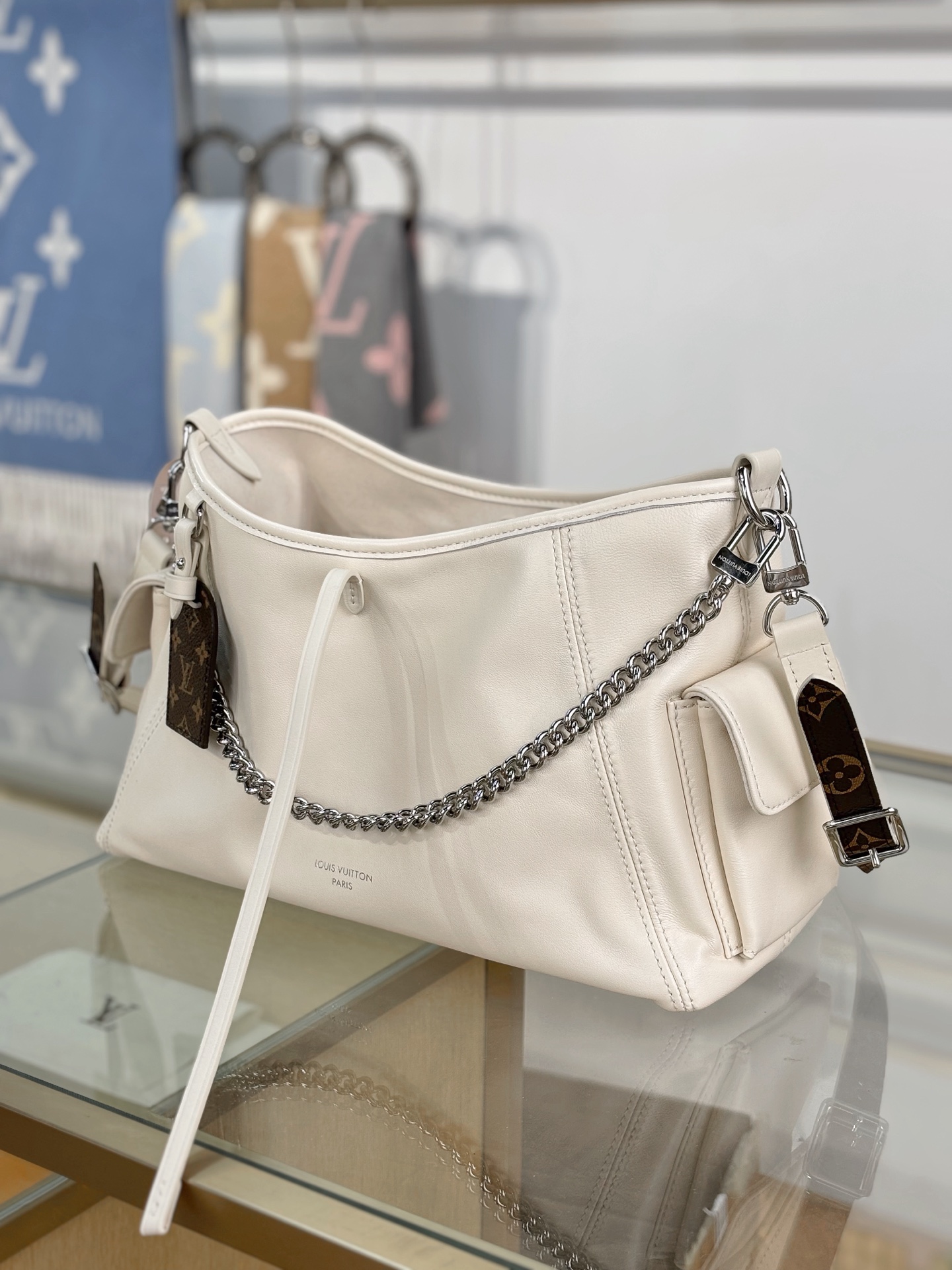 【特级MB芯片版原厂皮】
CARRYALL CARGO 小号手袋
型号：M12919白色
材料：A级全钢