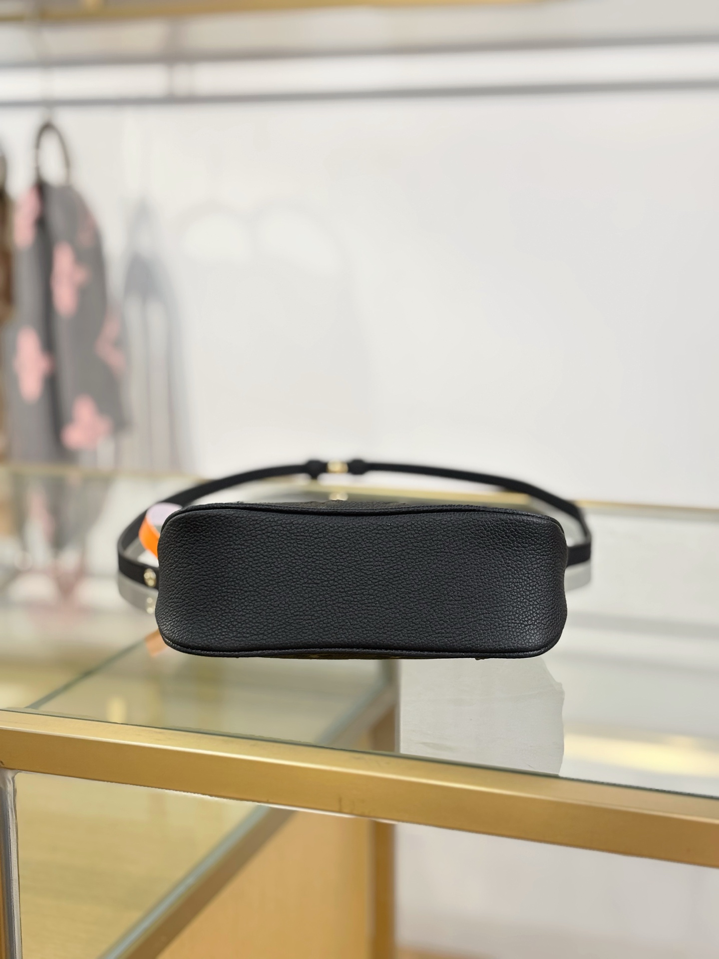 【特级MB163c芯片版原厂皮】 NANO BOULOGNE 手袋 型号：M28427黑色 材料：A级全钢五金，进口原厂