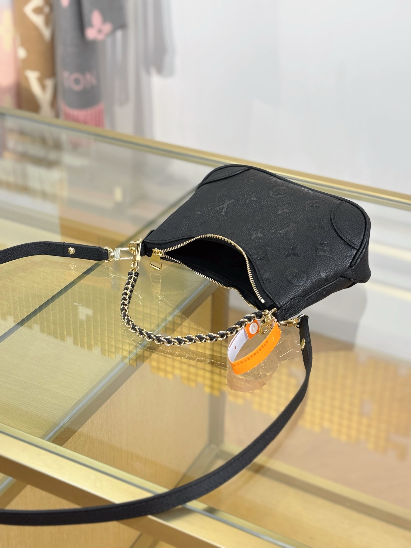 【特级MB163c芯片版原厂皮】 NANO BOULOGNE 手袋 型号：M28427黑色 材料：A级全钢五金，进口原厂