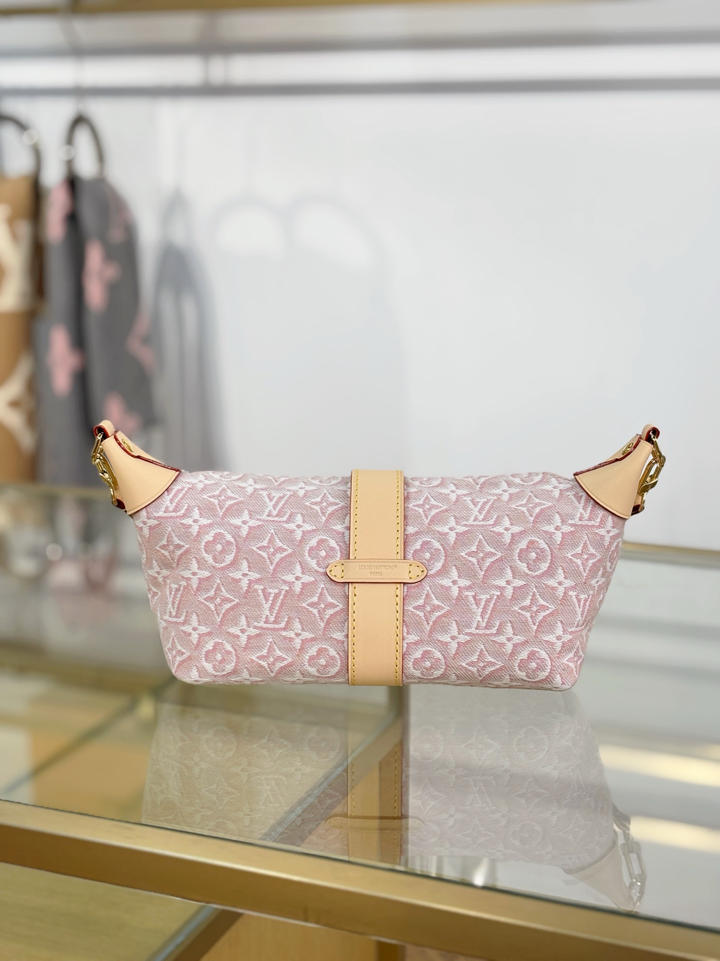 【特级MB动态163c芯片版原厂皮】 POCHETTE MIA 手袋 型号：M2A382粉色 材料：A级全钢五金，进口原