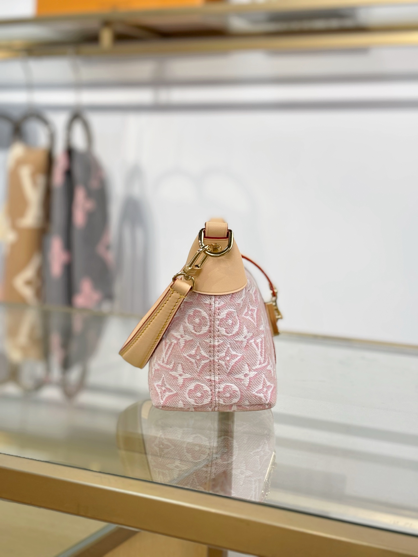 【特级MB动态163c芯片版原厂皮】 POCHETTE MIA 手袋 型号：M2A382粉色 材料：A级全钢五金，进口原