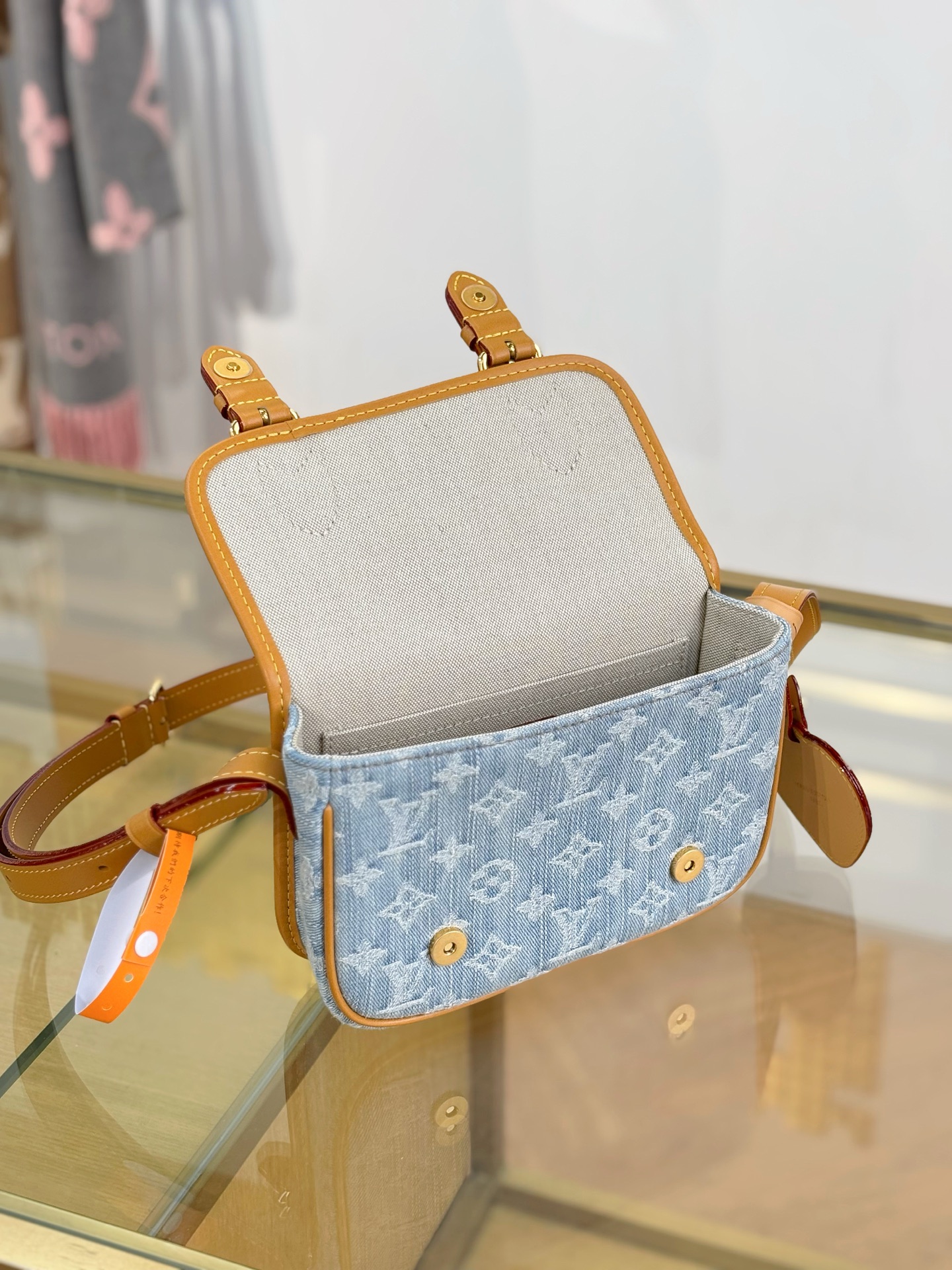 【特级MB163c芯片版原厂皮】 SATCHEL 迷你斜挎包 型号：M2A647牛仔蓝 材料：A级全钢五金，进口原厂面料