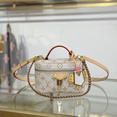 【特级MB动态163c芯片版原厂皮】 VANITY CHAIN POUCH 手袋 型号:M29782白花 材料:A级全钢 【特级MB动态163c芯片版原厂皮】 VANITY CHAIN POUCH 手袋 型号:M29782白花 材料:A级全钢
